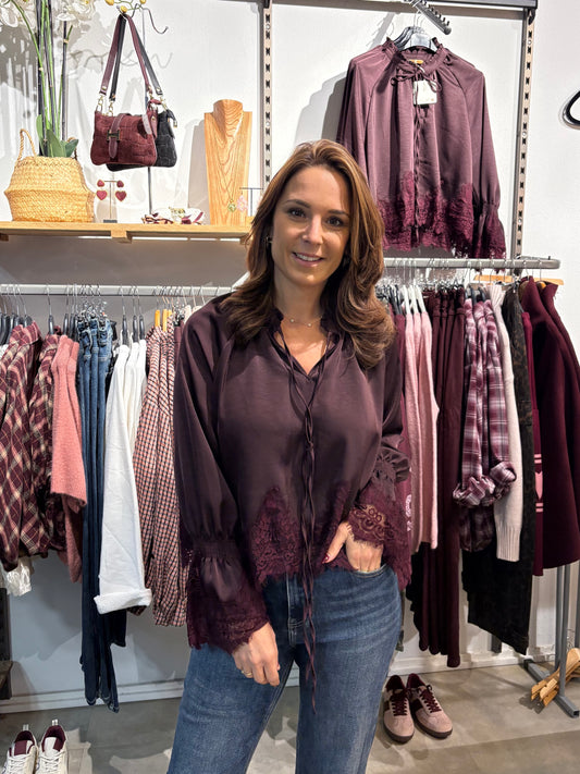 Satin top Celina aubergine